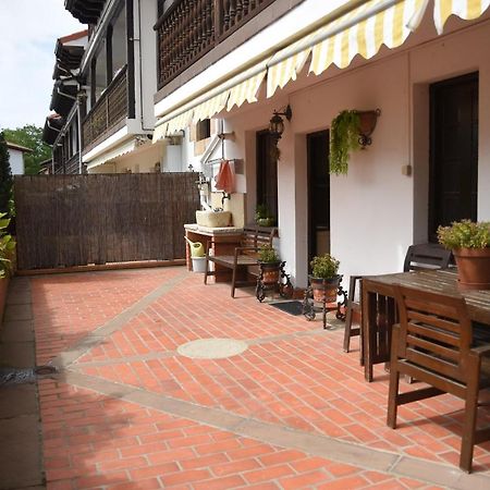 Pisazo En Pleno Centro De Santillana Con Terraza Santillana del Mar Esterno foto